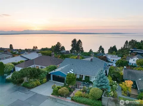 10233 Belgrove Ct NW, Seattle, WA 98117
