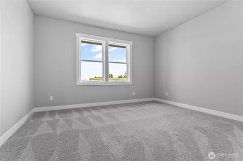 Bedroom - 320 W 3rd St, Everson, WA 98247 photo 2 of 6