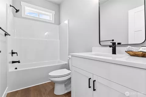 Bath - 320 W 3rd St, Everson, WA 98247 photo 3 of 3