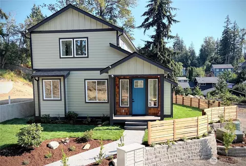 2504 Fireweed Ln, Bellingham, WA 98229