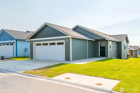 123 E 9th Ave #58, Moses Lake, WA 98837