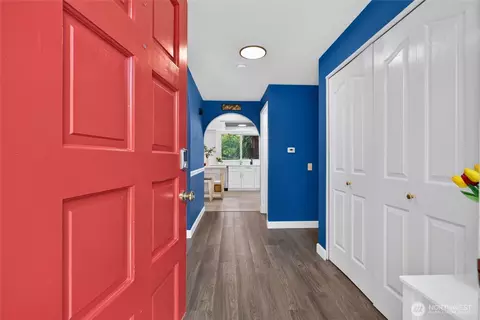 Entry Way - 402 170th Pl SW, Bothell, WA 98012 photo 1 of 4