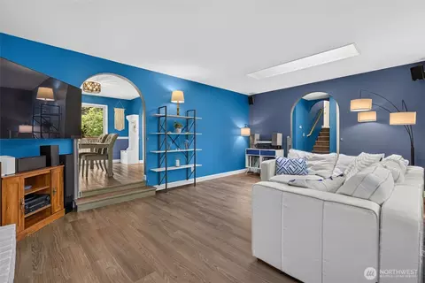 Living - 402 170th Pl SW, Bothell, WA 98012 photo 3 of 3
