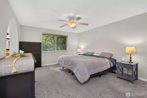 Bedroom - 402 170th Pl SW, Bothell, WA 98012 photo 1 of 4