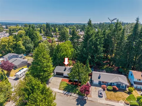 View/Area - 824 116th St SW, Everett, WA 98204 photo 1 of 4