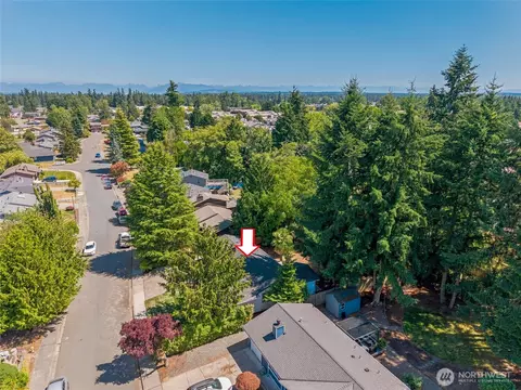 View/Area - 824 116th St SW, Everett, WA 98204 photo 2 of 4