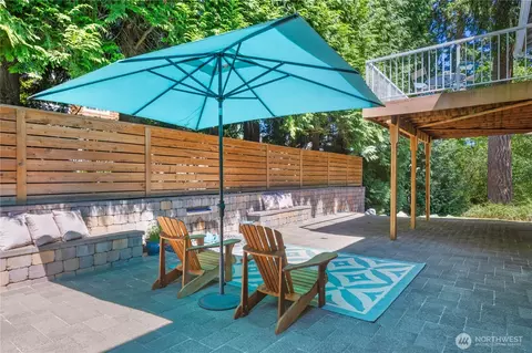 Exterior - 10920 NE 189th St, Bothell, WA 98011 photo 6 of 6