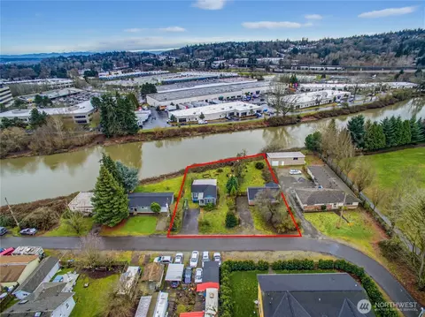 4613 S 125th St, Tukwila, WA 98178