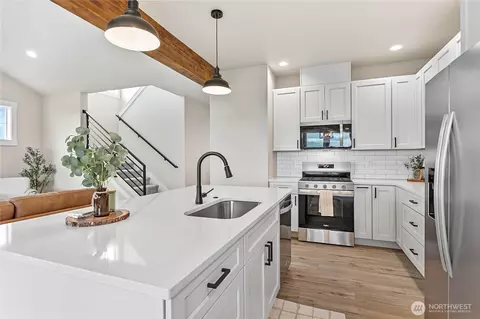 Kitchen - 312 W 3rd St, Everson, WA 98247 photo 2 of 6