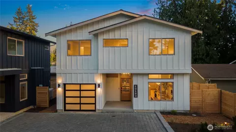 10183 NE 112th Pl, Kirkland, WA 98033