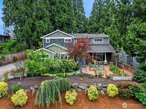 11419 NE 100th St, Kirkland, WA 98033