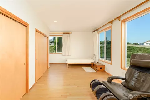 Bedroom - 160 Mariners View Ct, Sequim, WA 98382 photo 1 of 3