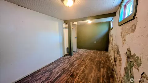 Bedroom - 112 E Lind St, Lind, WA 99341 photo 1 of 1