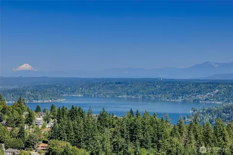 17186 SE 58th St, Bellevue, WA 98006