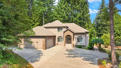 6448 SE Skycrest Ln, Port Orchard, WA 98366