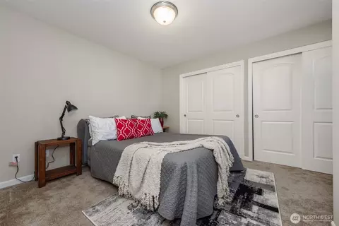 Bedroom - 997 N Minstrel Rd, Sequim, WA 98382 photo 1 of 6