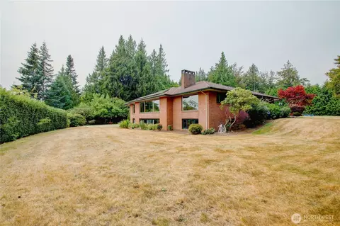 916 N Township St, Sedro Woolley, WA 98284