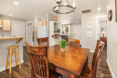 Dining - 801 Pine St, Sultan, WA 98294 photo 2 of 2