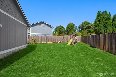 Exterior - 801 Pine St, Sultan, WA 98294 photo 4 of 7