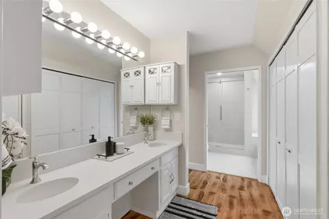 Bath - 412 164 Pl SE, Bothell, WA 98012 photo 3 of 6