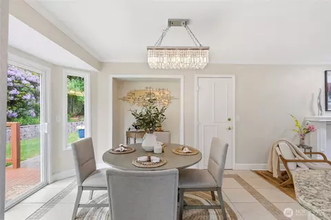 Dining - 412 164 Pl SE, Bothell, WA 98012 photo 1 of 1