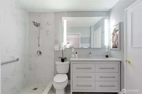 Bath - 412 164 Pl SE, Bothell, WA 98012 photo 1 of 6