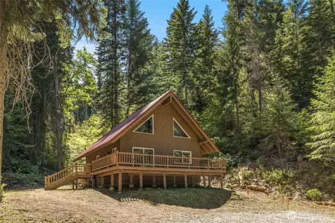 390 Tillman Creek Rd, Cle Elum, WA 98922