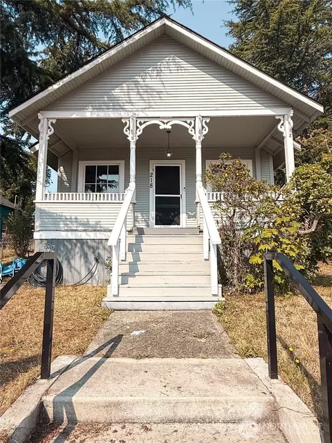 218 Ave Washington N, Eatonville, WA 98328