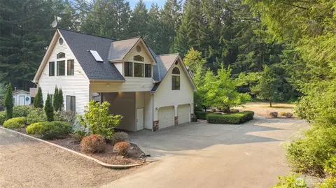 6120 Vernon Ln SE, Port Orchard, WA 98367