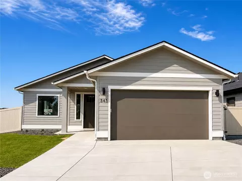 545 S Oasis Loop, East Wenatchee, WA 98802