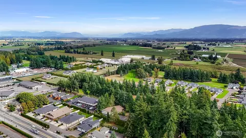 View/Area - 918 Citadel Dr, Everson, WA 98247 photo 2 of 3