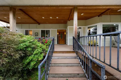 Exterior - 918 Citadel Dr, Everson, WA 98247 photo 3 of 7