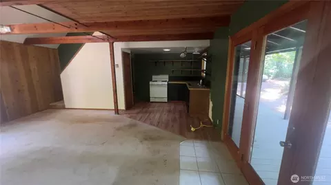 Living - 172 Midway Rd, Carson, WA 98616 photo 3 of 3