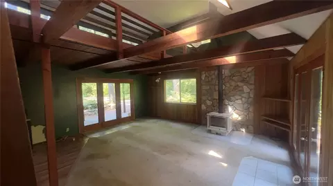 Living - 172 Midway Rd, Carson, WA 98616 photo 2 of 3