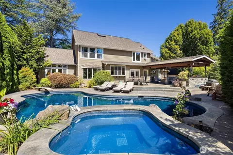 23013 SE 41st Pl, Sammamish, WA 98075
