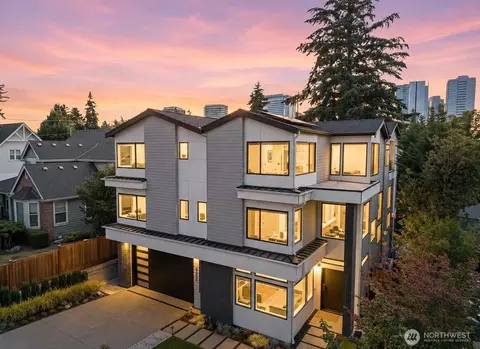 422 98th Ave NE, Bellevue, WA 98004