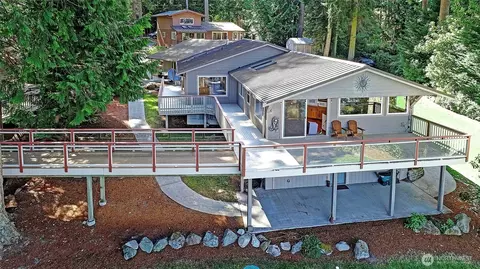 248 Goodrich Rd, Camano Island, WA 98282