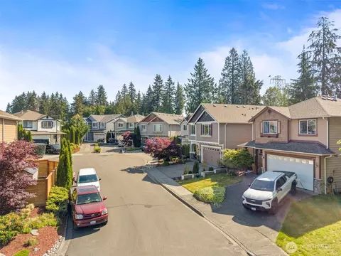 View/Area - 4610 146th Pl SE, Bothell, WA 98012 photo 2 of 3