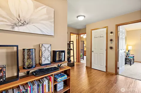 Entry Way - 4610 146th Pl SE, Bothell, WA 98012 photo 2 of 2