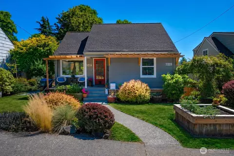 349 NW 49th St, Seattle, WA 98107