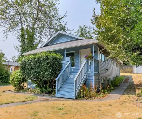 11049 18th Ave SW, Seattle, WA 98146