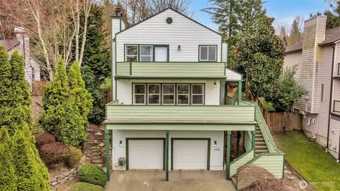 10518 157th Ave NE, Redmond, WA 98052