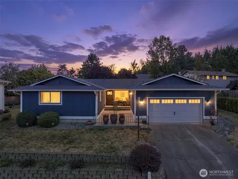 914 S 30th Pl, Renton, WA 98055