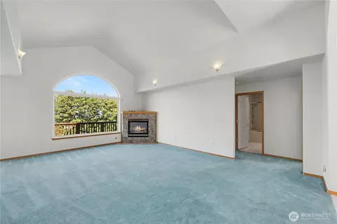 Living - 111 Les Saints Rd, Sequim, WA 98382 photo 2 of 5