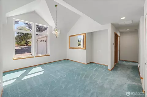Living - 111 Les Saints Rd, Sequim, WA 98382 photo 4 of 5