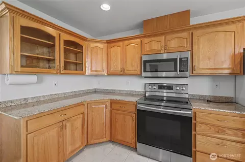 Kitchen - 111 Les Saints Rd, Sequim, WA 98382 photo 4 of 5