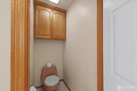 Bath - 111 Les Saints Rd, Sequim, WA 98382 photo 5 of 5