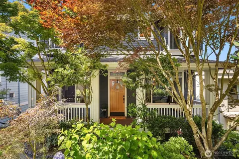 Exterior - 1109 33rd Ave E, Seattle, WA 98112 photo 3 of 5