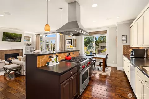 Kitchen - 1109 33rd Ave E, Seattle, WA 98112 photo 5 of 6