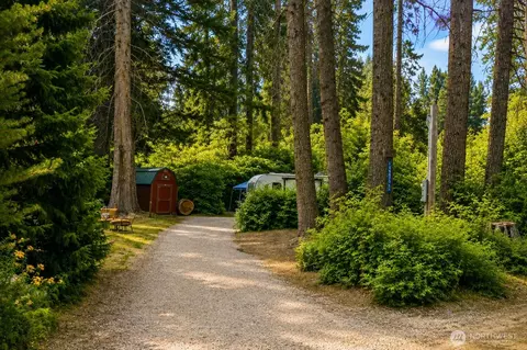 14351 Brae Burn Rd, Leavenworth, WA 98826